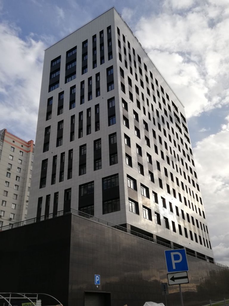 Офисное здание Новосиб.jpg